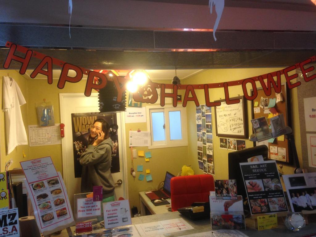 Kimchee Sinchon Guesthouse Σεούλ Εξωτερικό φωτογραφία