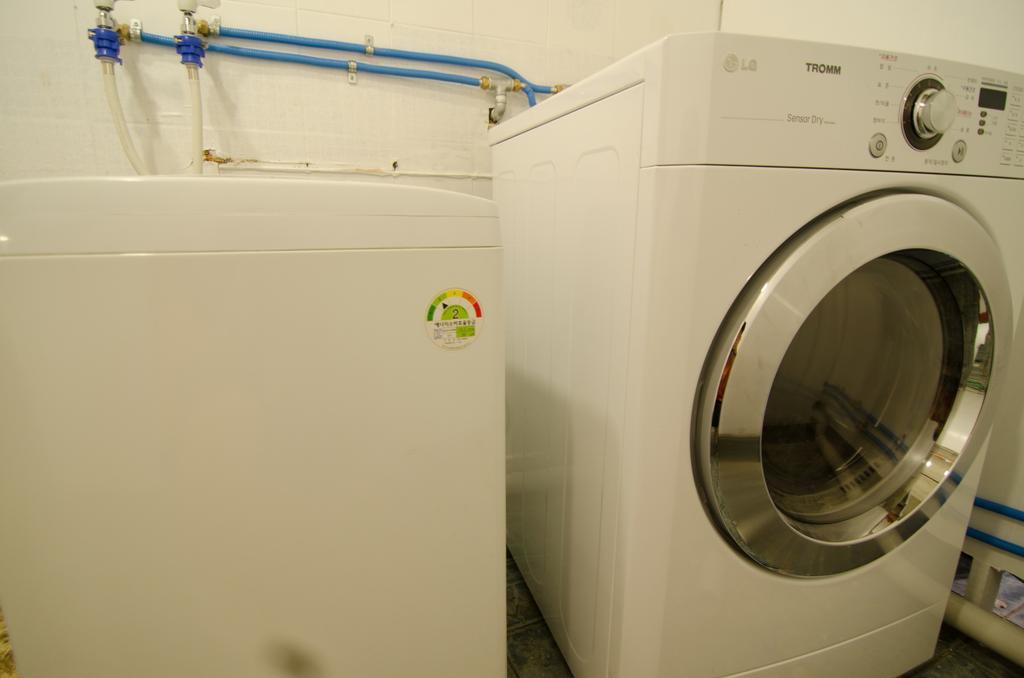 Kimchee Sinchon Guesthouse Σεούλ Εξωτερικό φωτογραφία