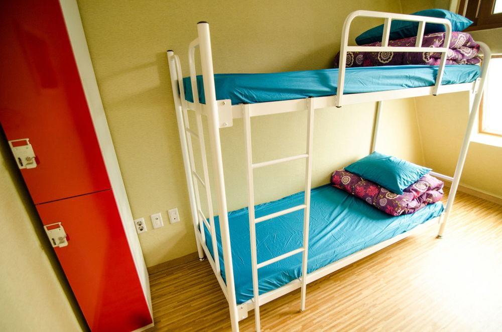 Kimchee Sinchon Guesthouse Σεούλ Εξωτερικό φωτογραφία