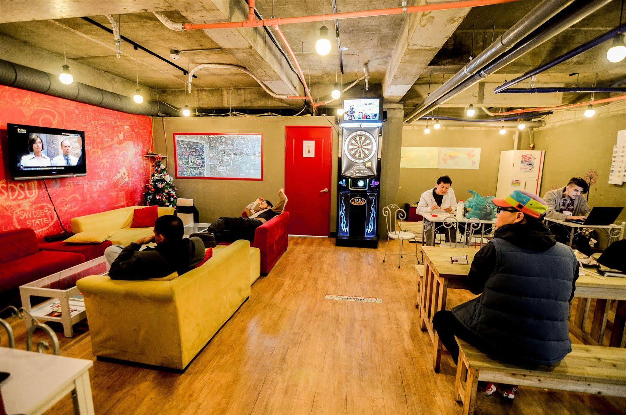 Kimchee Sinchon Guesthouse Σεούλ Εξωτερικό φωτογραφία
